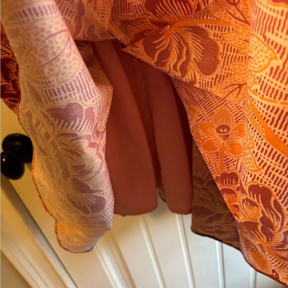 LIKELY Mini dress empire waist pockets Bishop Sleeves - Picture 10 of 15